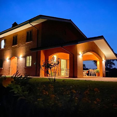 Casale Appia Bed & Breakfast Latina Bagian luar foto