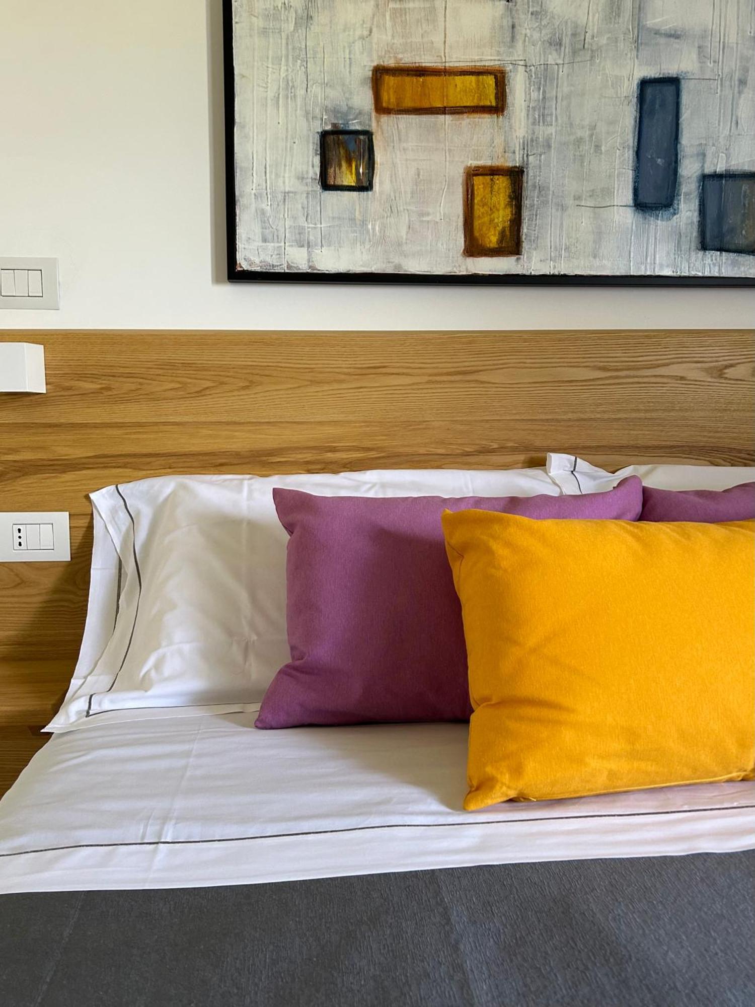 Casale Appia Bed & Breakfast Latina Bagian luar foto